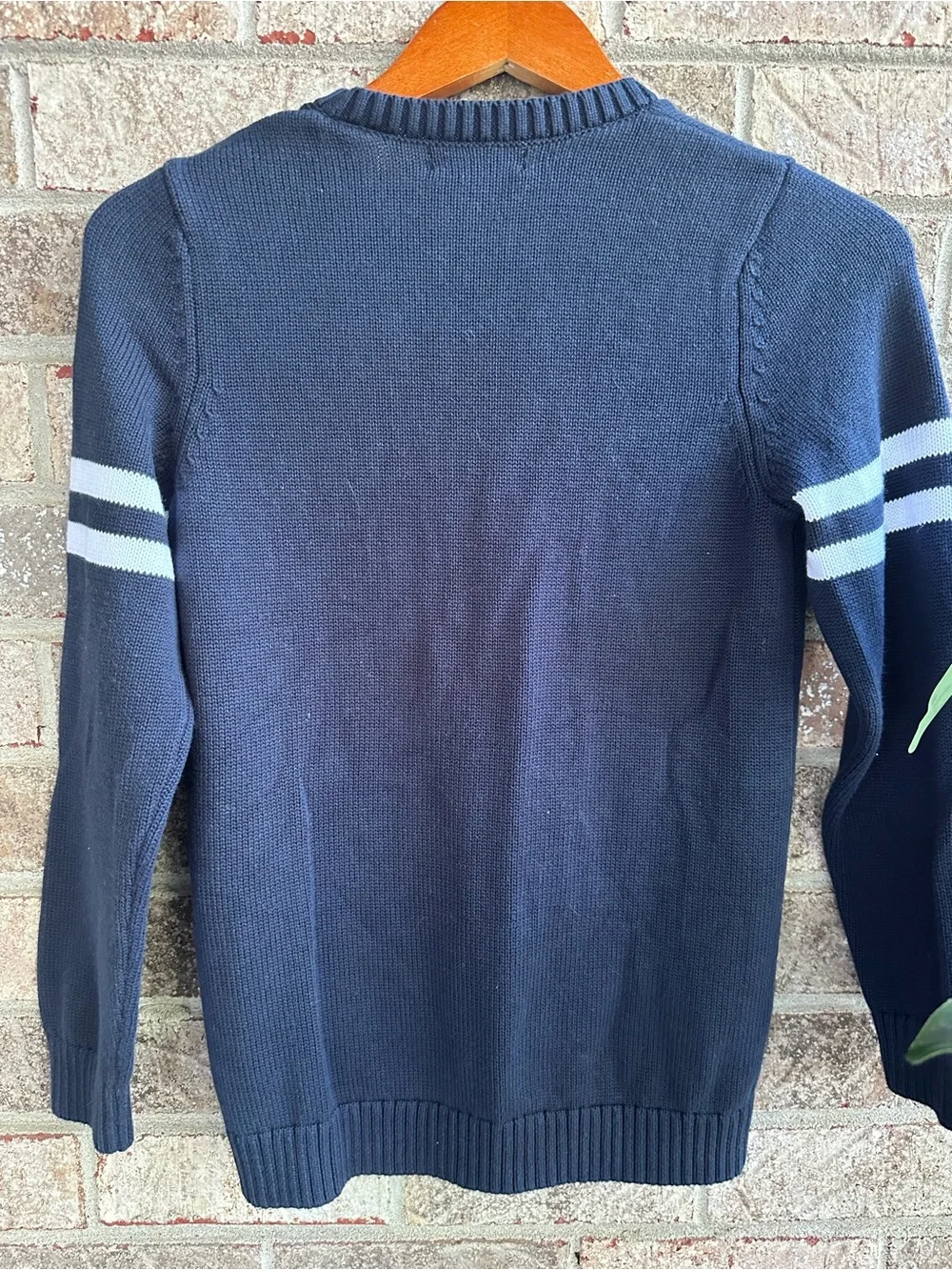 Lands' End kids Navy V-Neck Button wCardigan Sweater can fit women’s XS/S - Picture 2 of 7